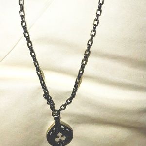 NEW W TAGS Brighton 48” designer necklace